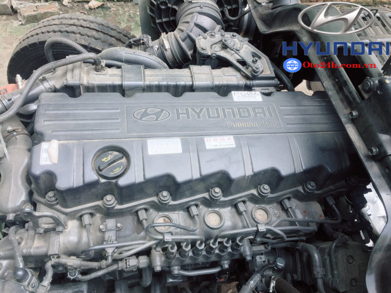 Hyundai HD240 Thùng Bạt 3 Chân 15 Tấn