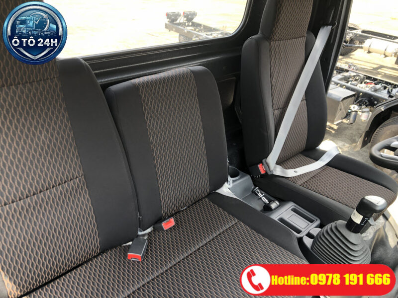 Xe Tải Nissan Đồng Vàng NS350SL thùng bạt