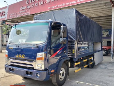 JAC N650 E5 6.8 t thùng bạt 5m25 – chiều rộng đủ 2 pallet